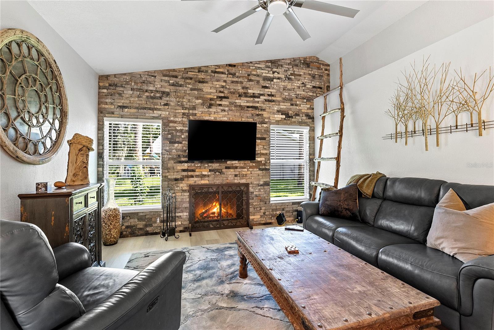 OAKLAND PARK - Residential
