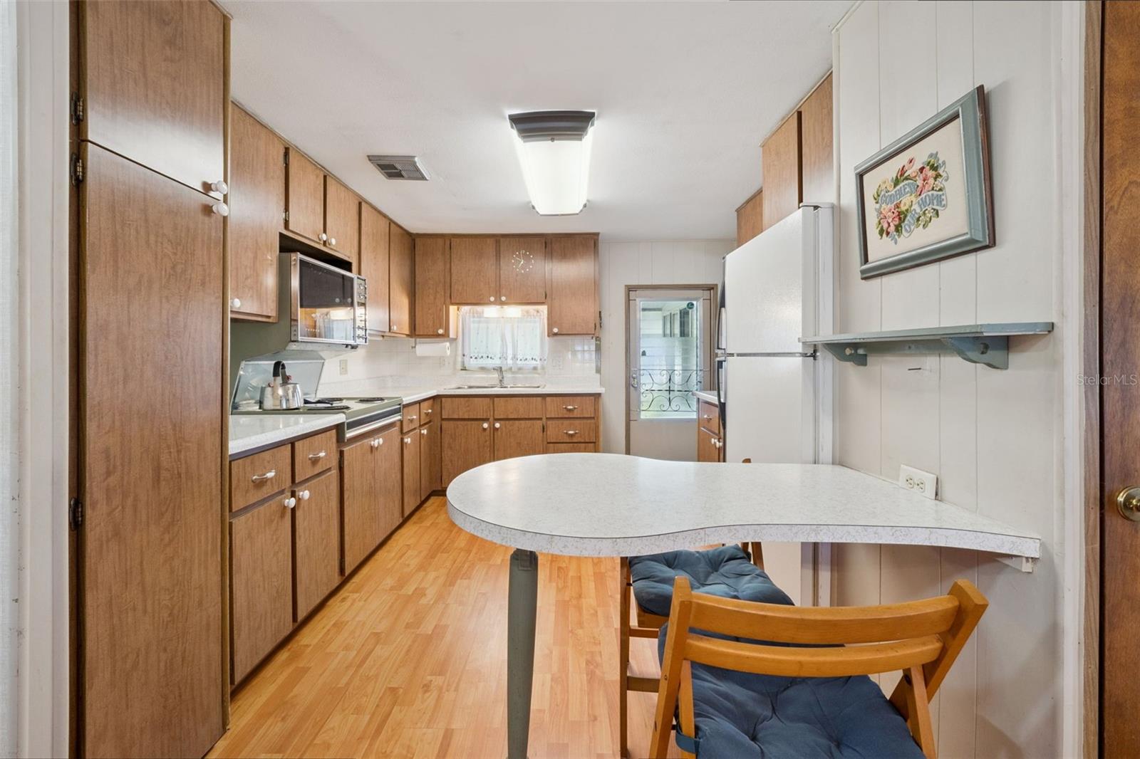 EUSTIS COUNTRY CLUB MANOR MOBILE HM P - Residential