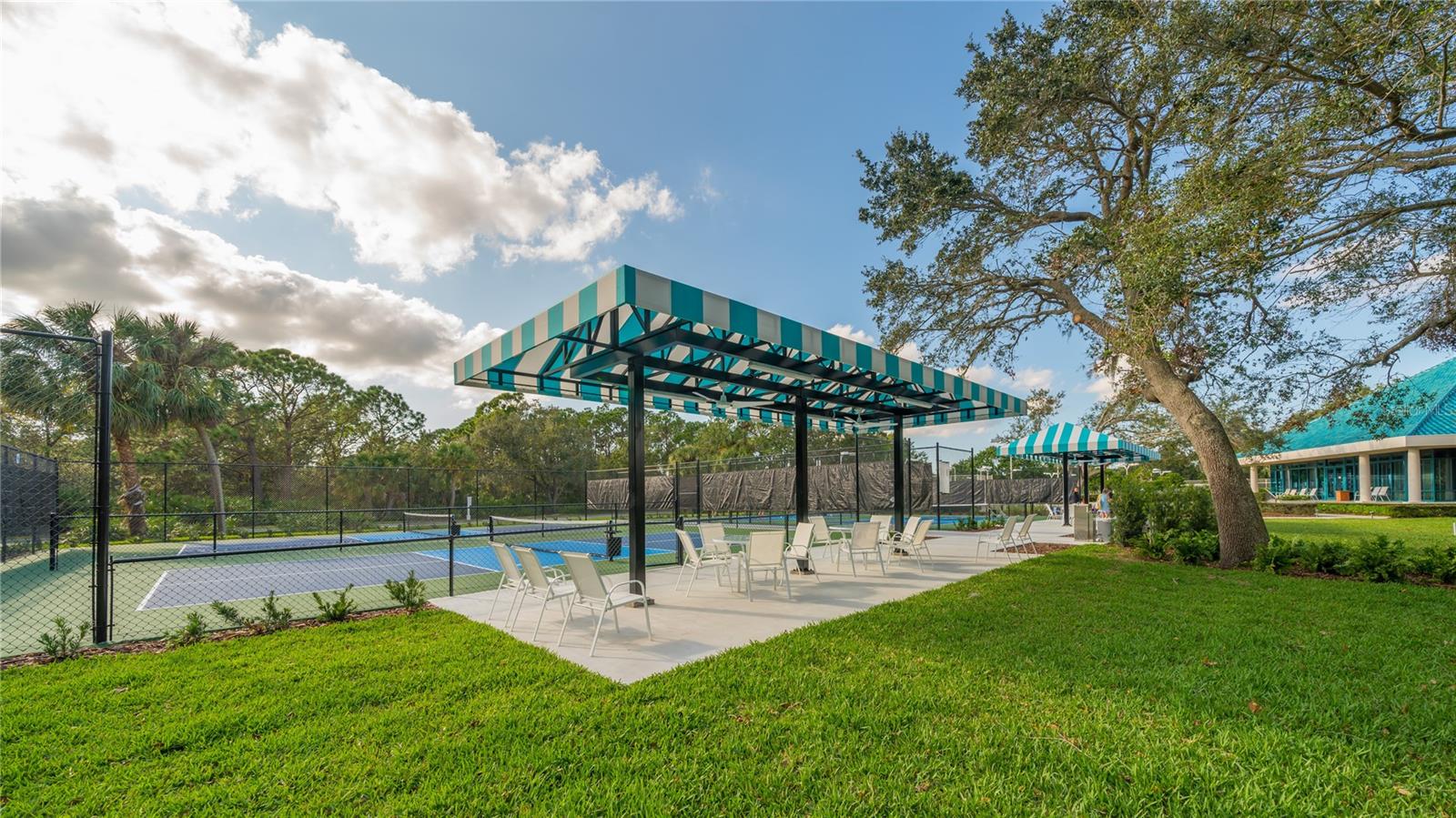 UNIVERSITY PARK - Residential