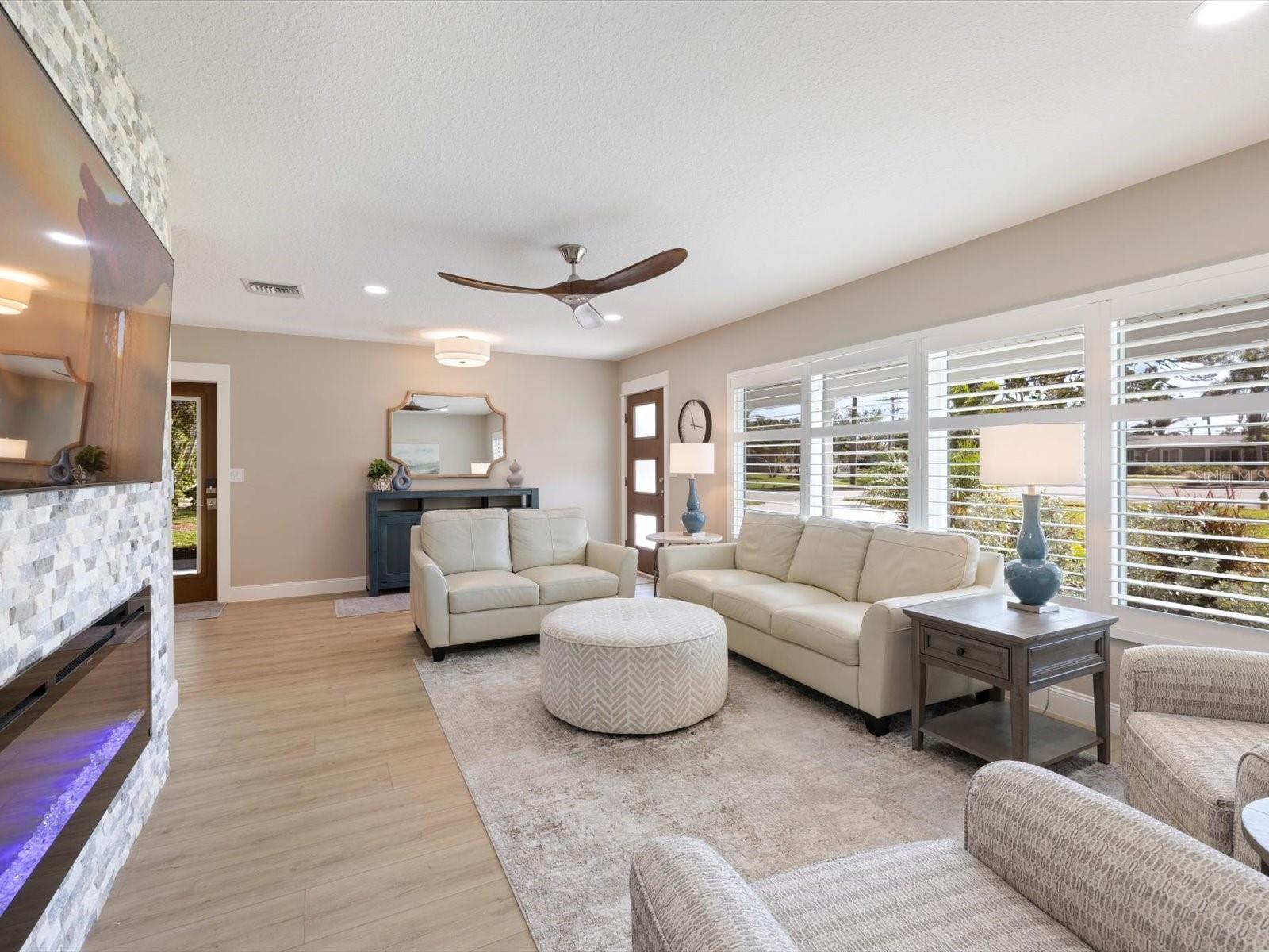 SOUTH VENEZIA PARK - Residential
