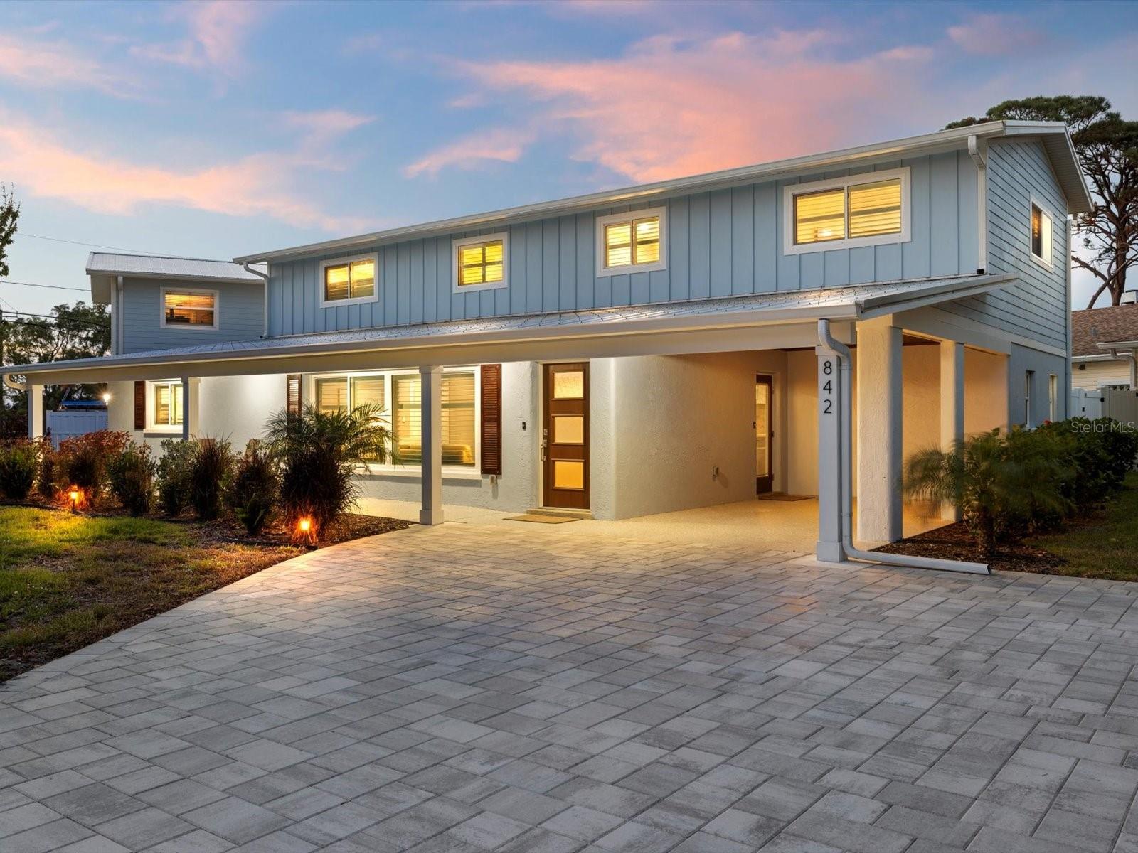 SOUTH VENEZIA PARK - Residential