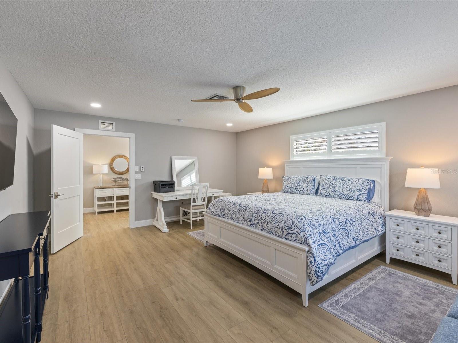 SOUTH VENEZIA PARK - Residential