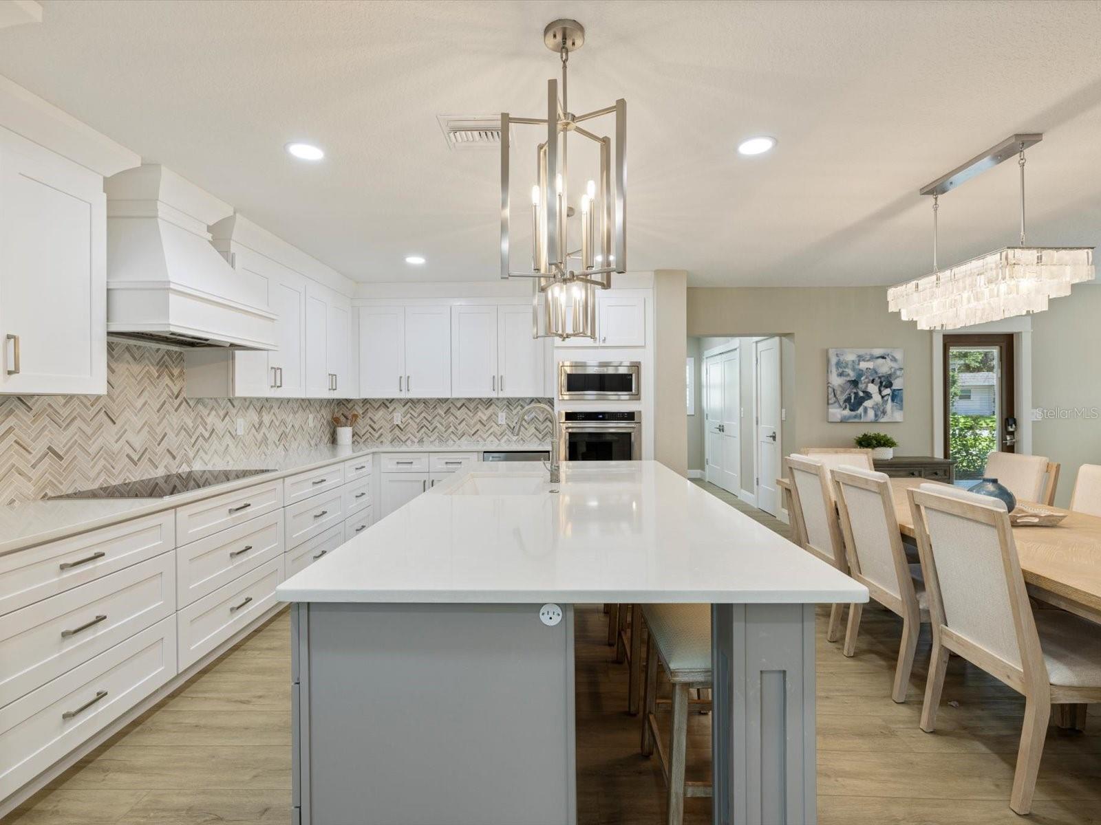 SOUTH VENEZIA PARK - Residential