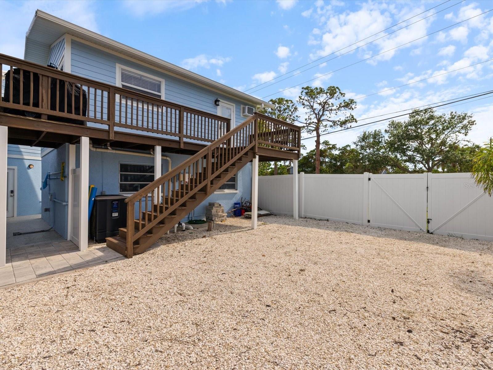 SOUTH VENEZIA PARK - Residential