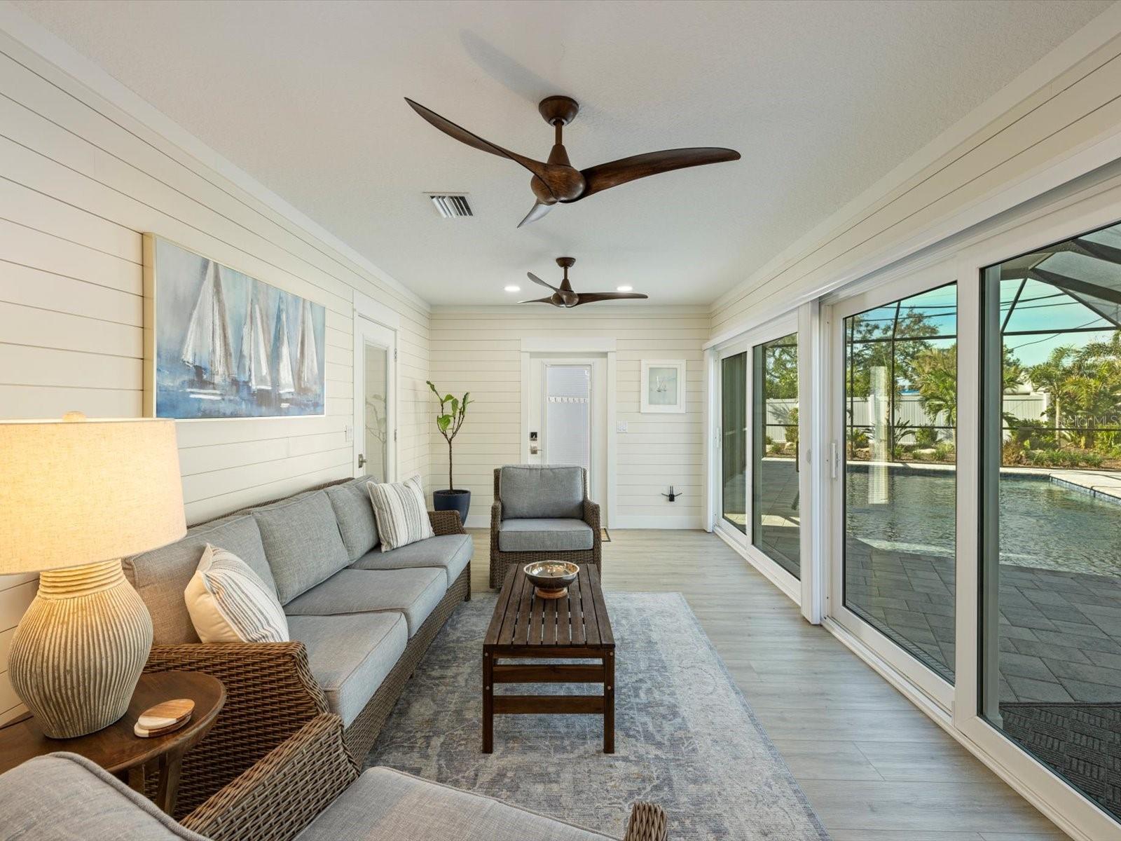 SOUTH VENEZIA PARK - Residential