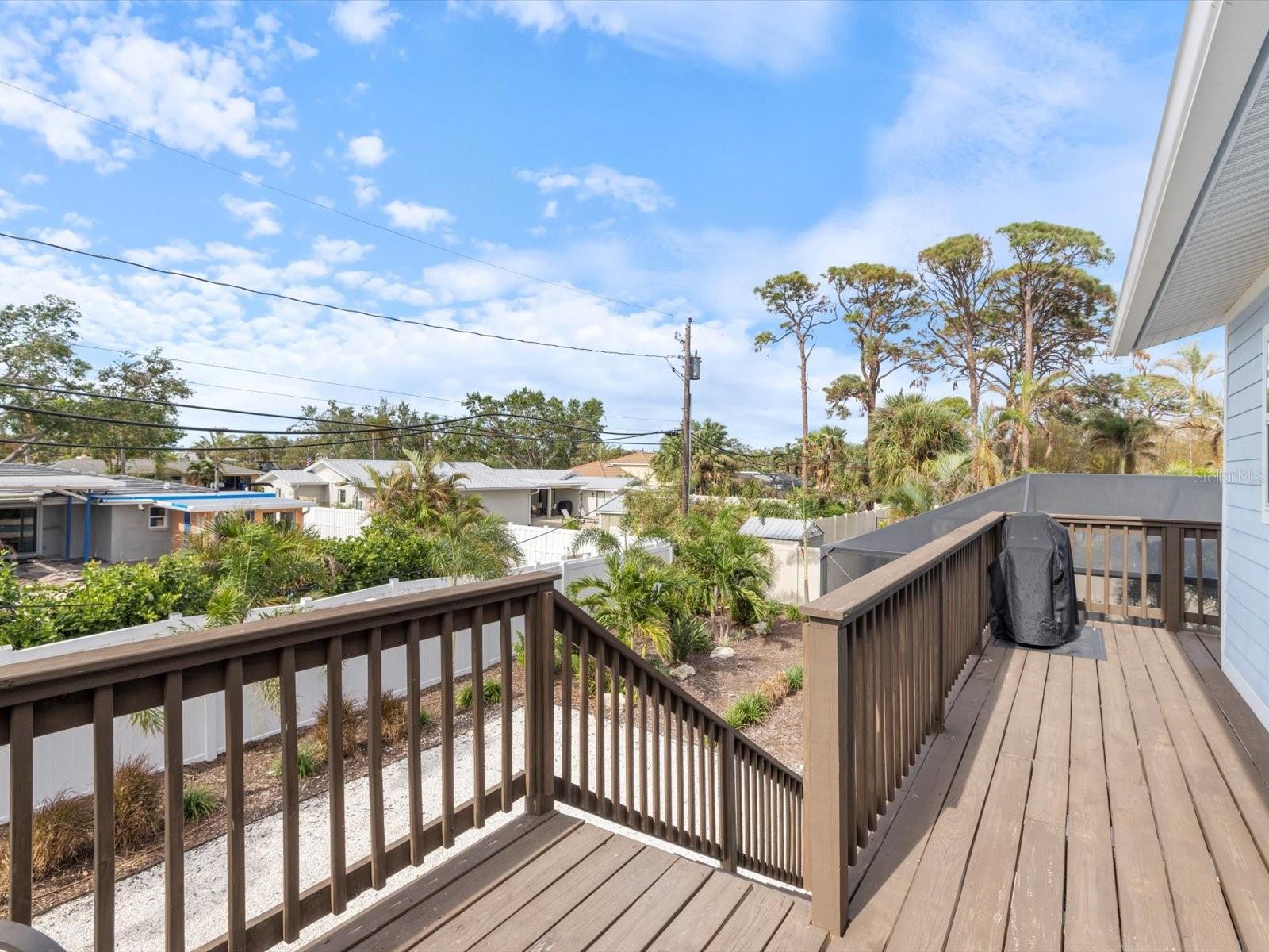 SOUTH VENEZIA PARK - Residential