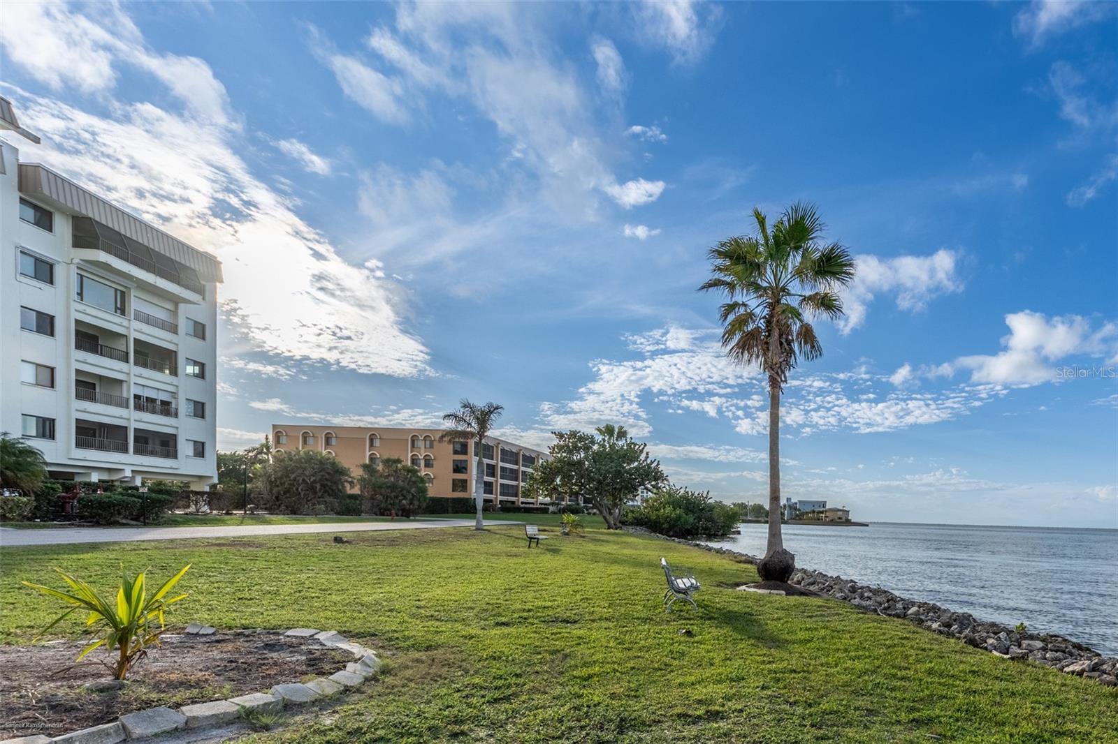 PARK BEACH CLUB - Residential