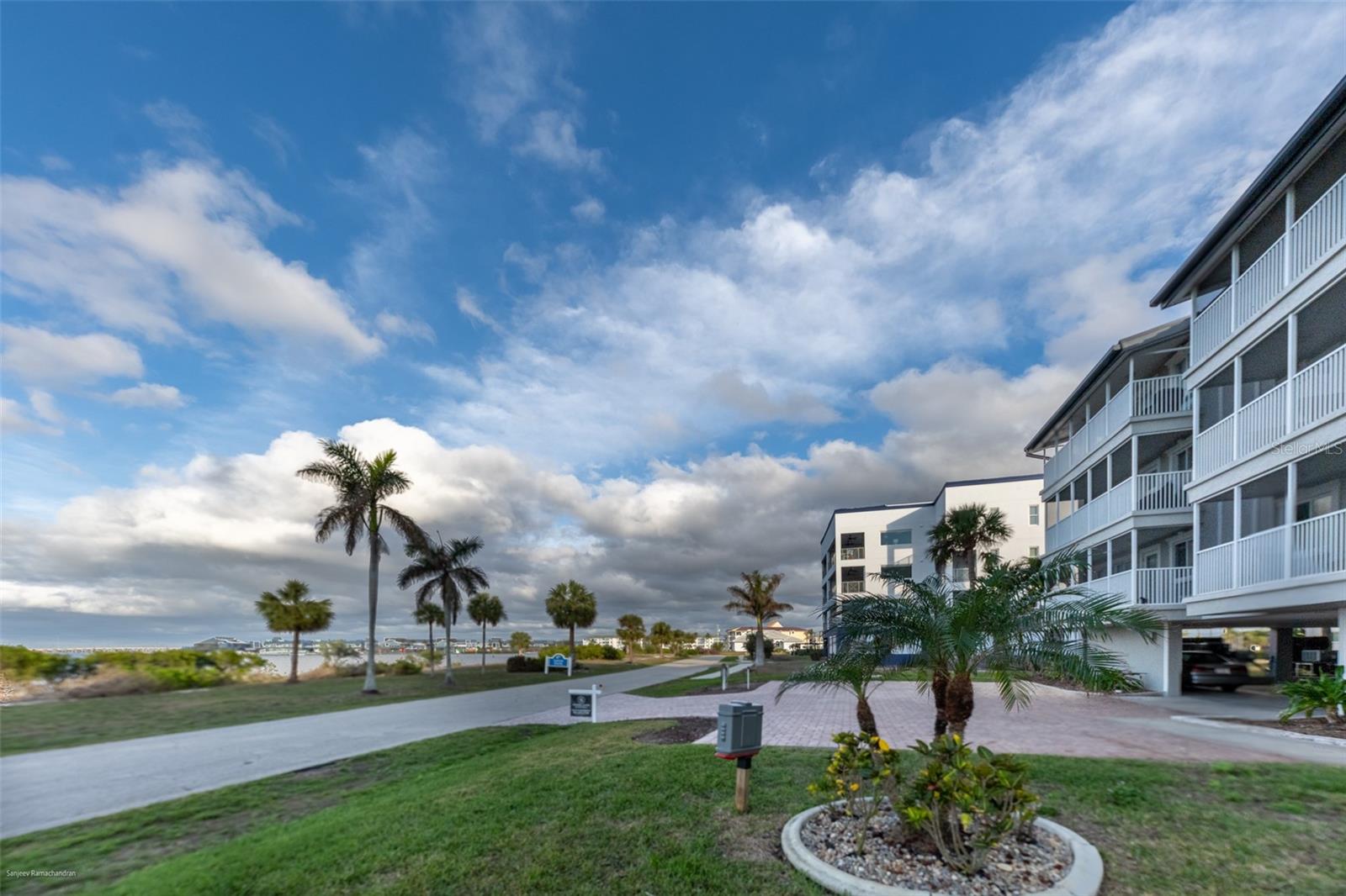 PARK BEACH CLUB - Residential