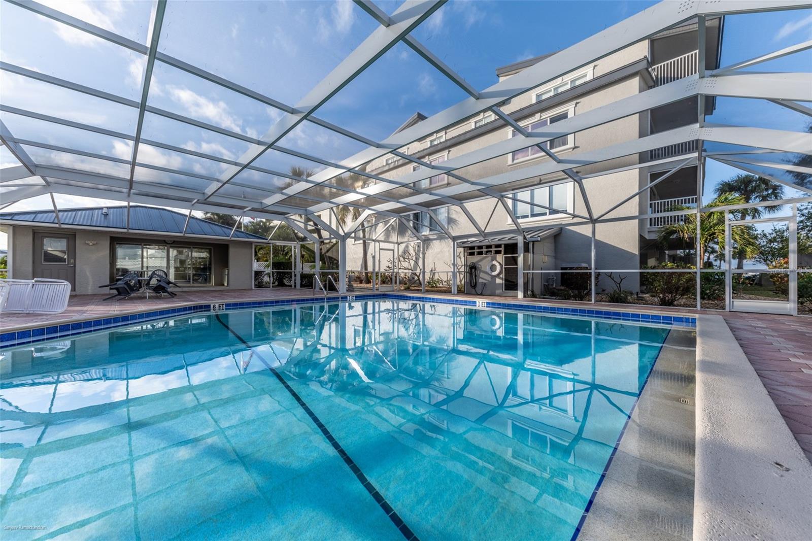 PARK BEACH CLUB - Residential