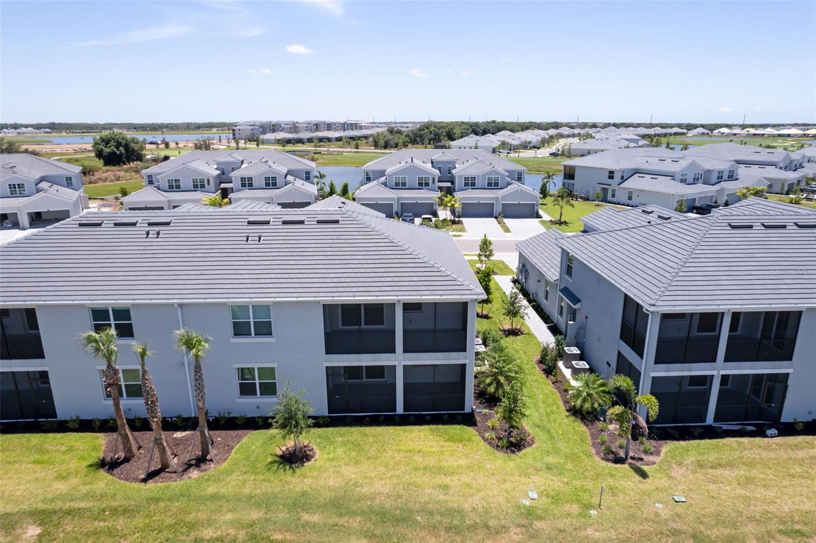 CALUSA COUNTRY CLUB - Residential