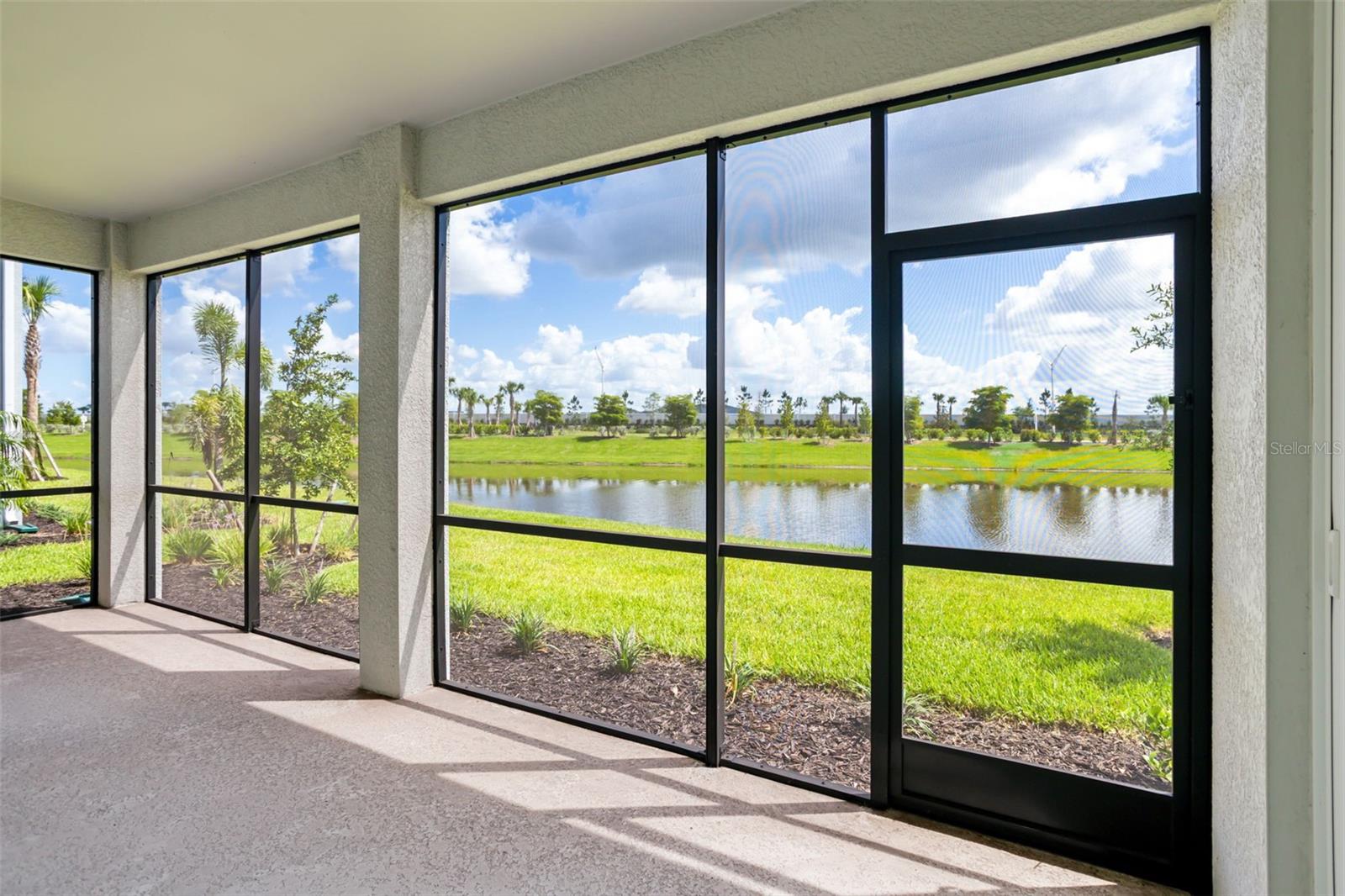 CALUSA COUNTRY CLUB - Residential