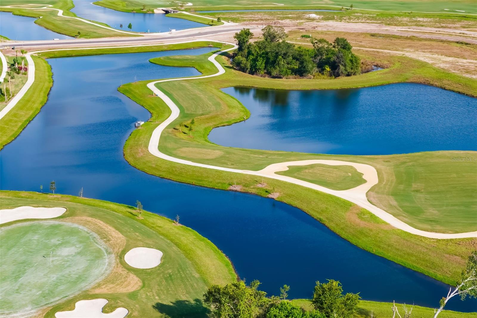 CALUSA COUNTRY CLUB - Residential