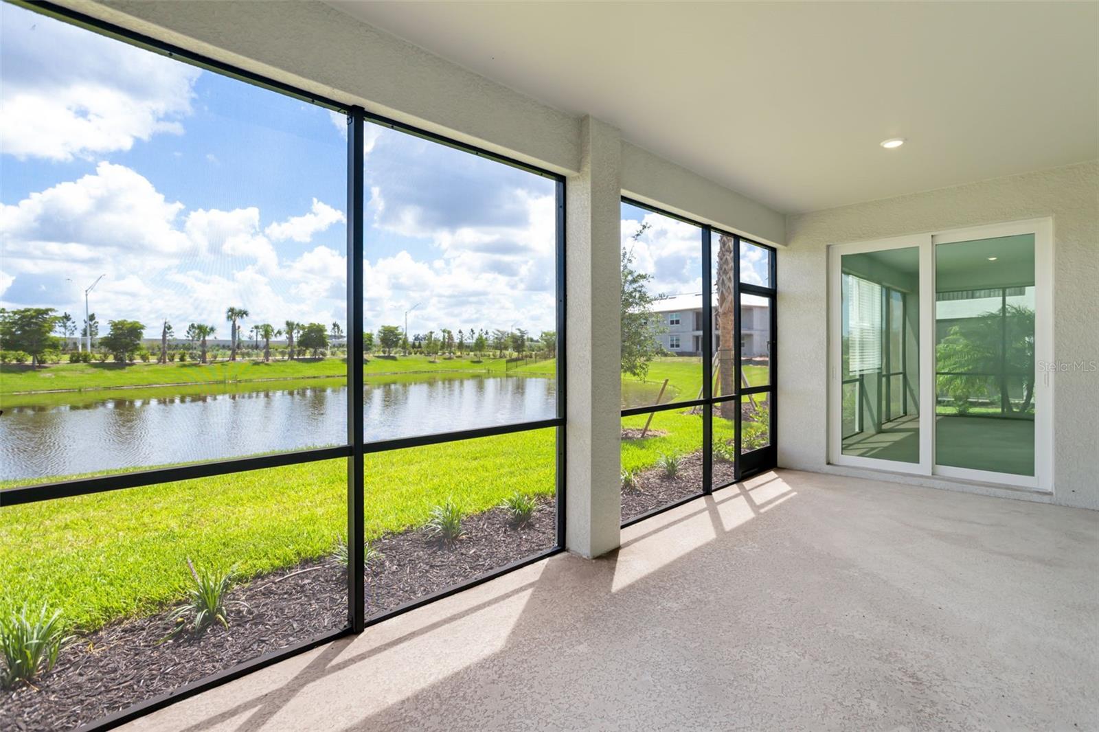 CALUSA COUNTRY CLUB - Residential