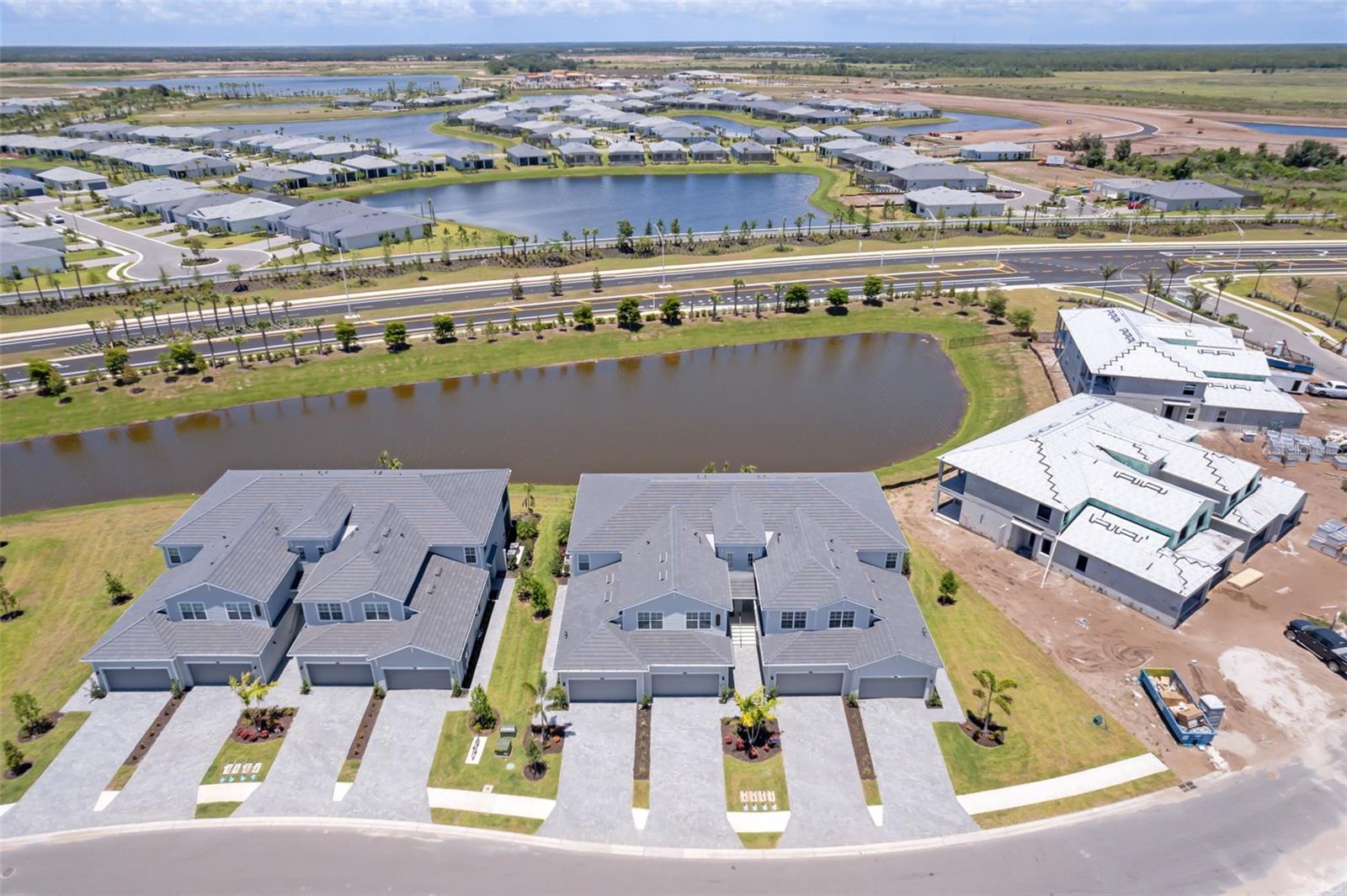 CALUSA COUNTRY CLUB - Residential
