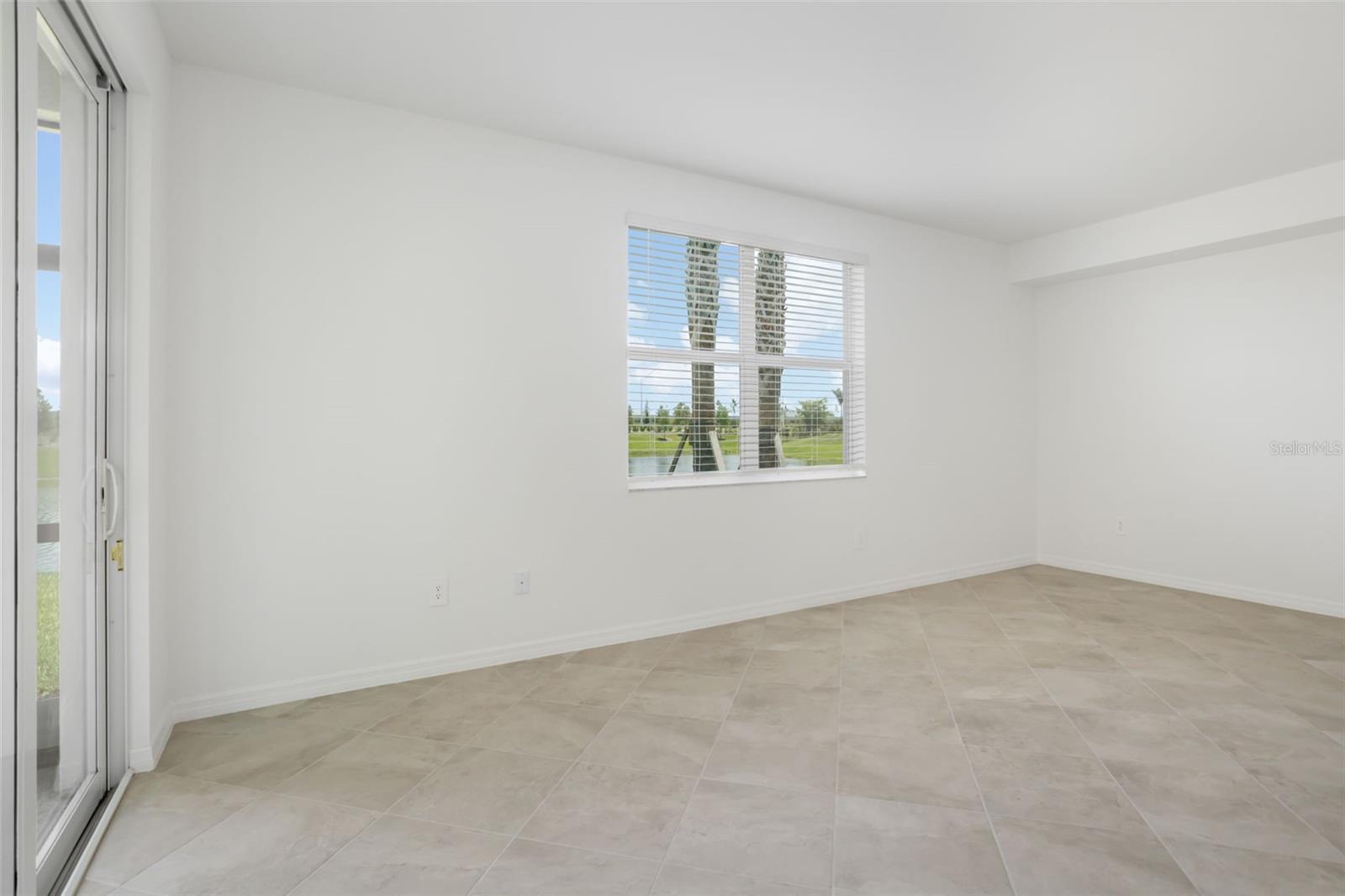 CALUSA COUNTRY CLUB - Residential
