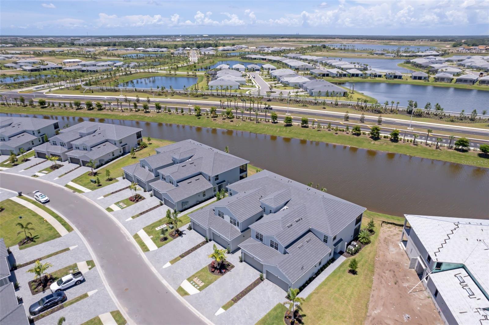 CALUSA COUNTRY CLUB - Residential