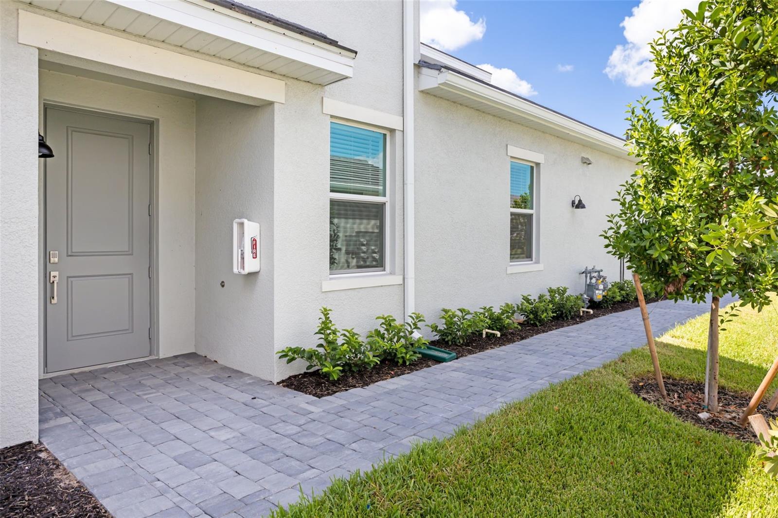 CALUSA COUNTRY CLUB - Residential