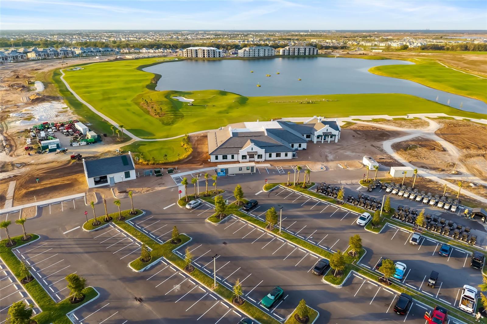 CALUSA COUNTRY CLUB - Residential