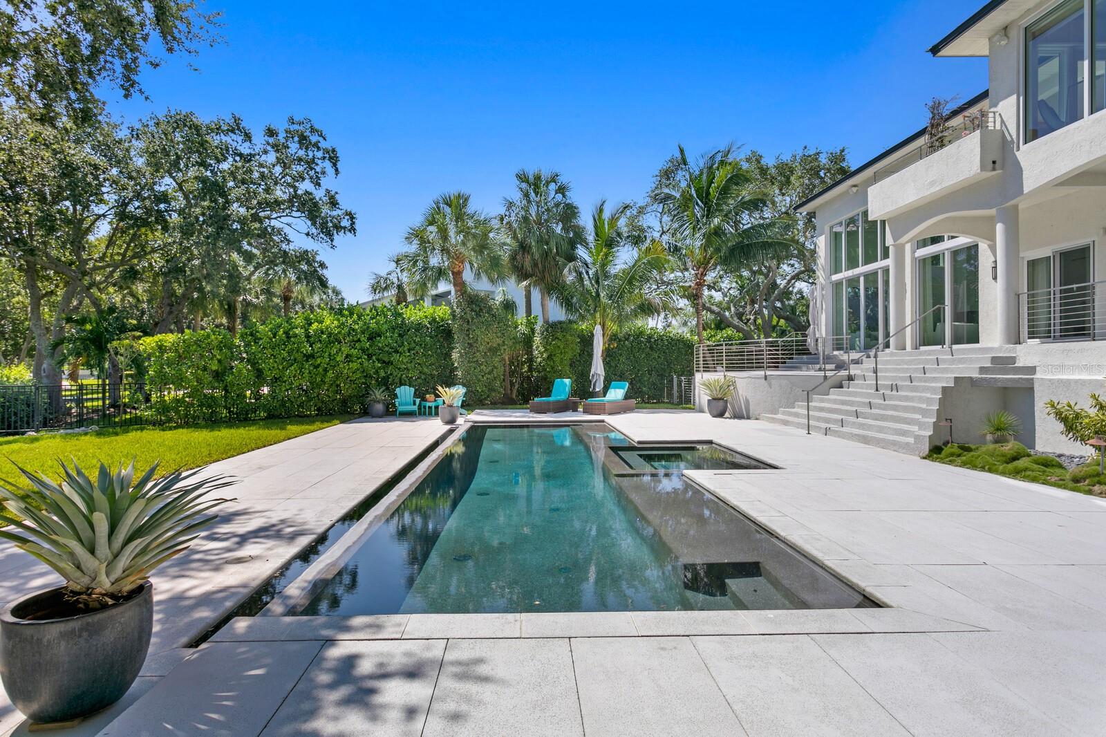 TIERRA VERDE - Residential