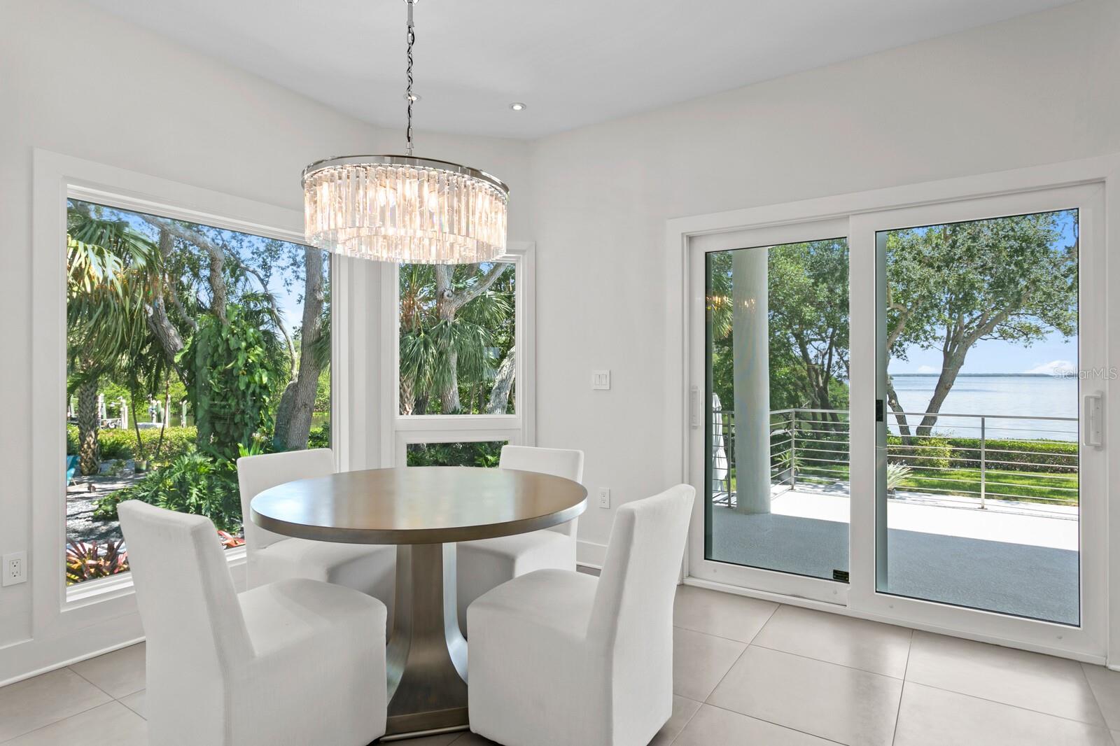 TIERRA VERDE - Residential