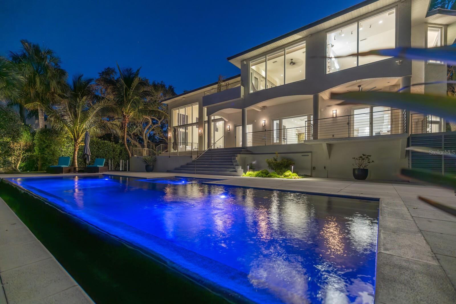 TIERRA VERDE - Residential