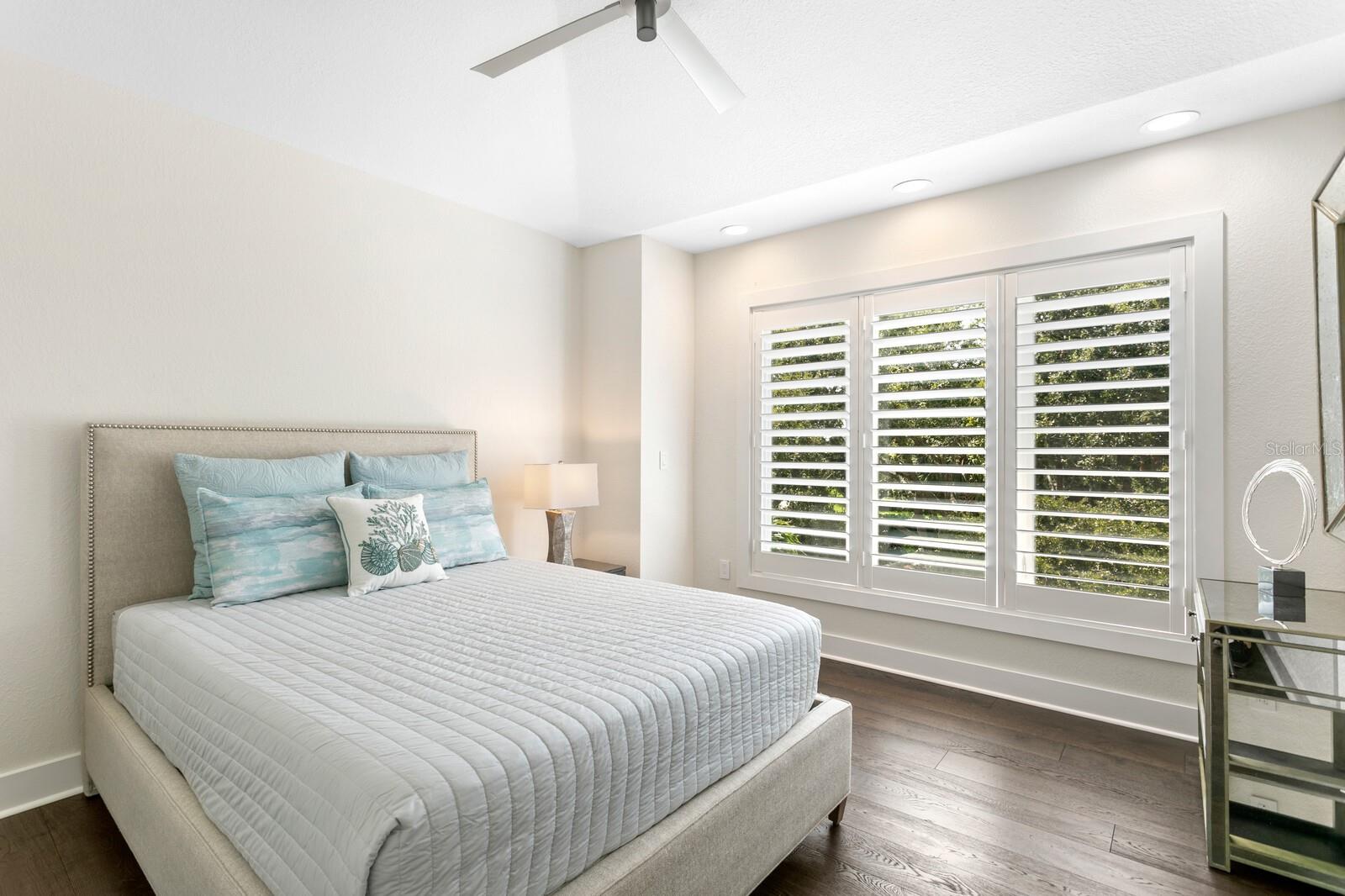 TIERRA VERDE - Residential