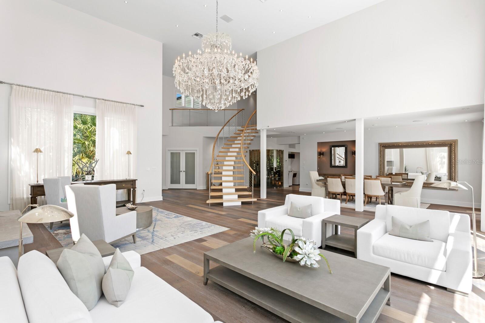 TIERRA VERDE - Residential