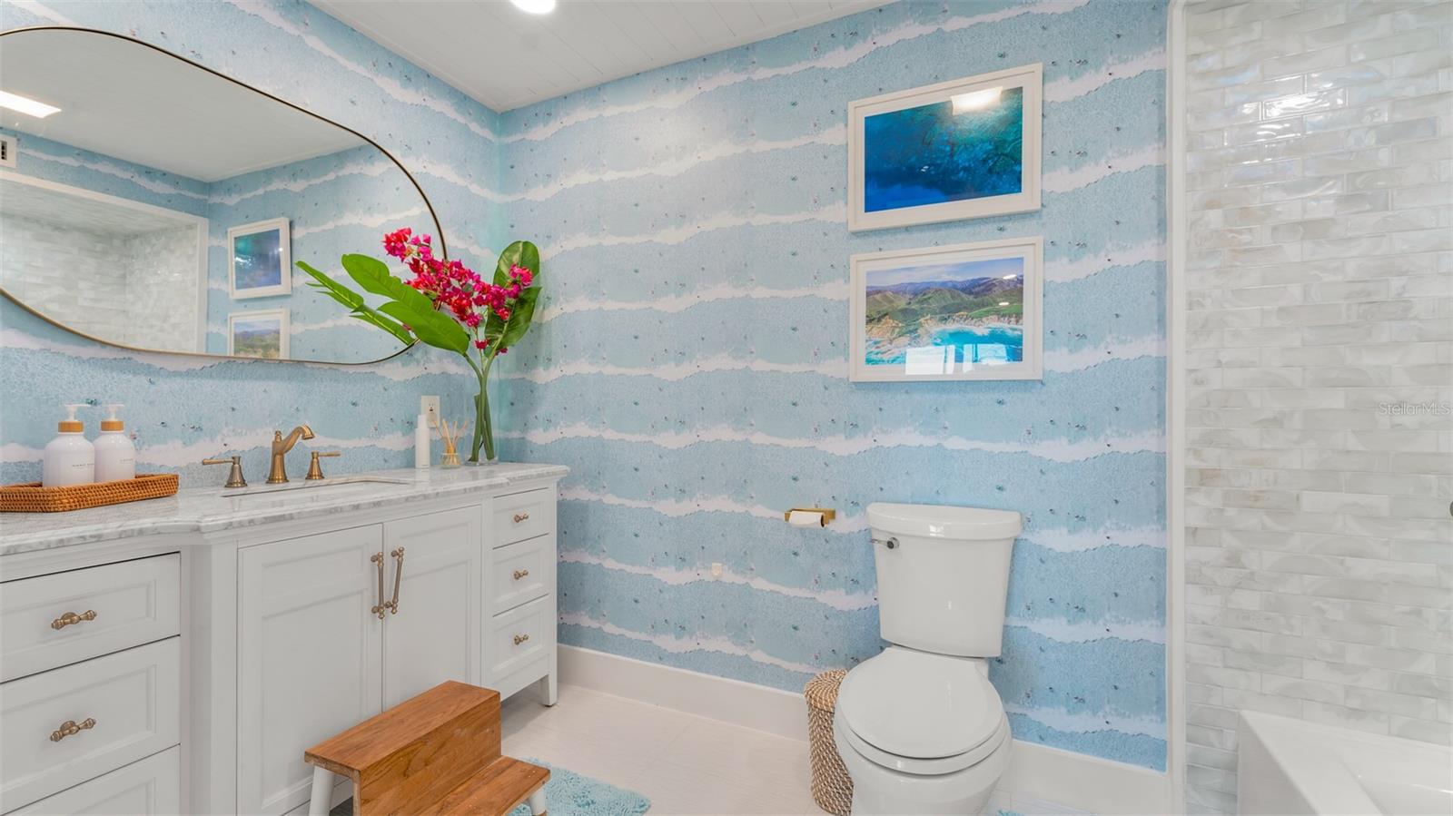 INLET SHORES - Residential