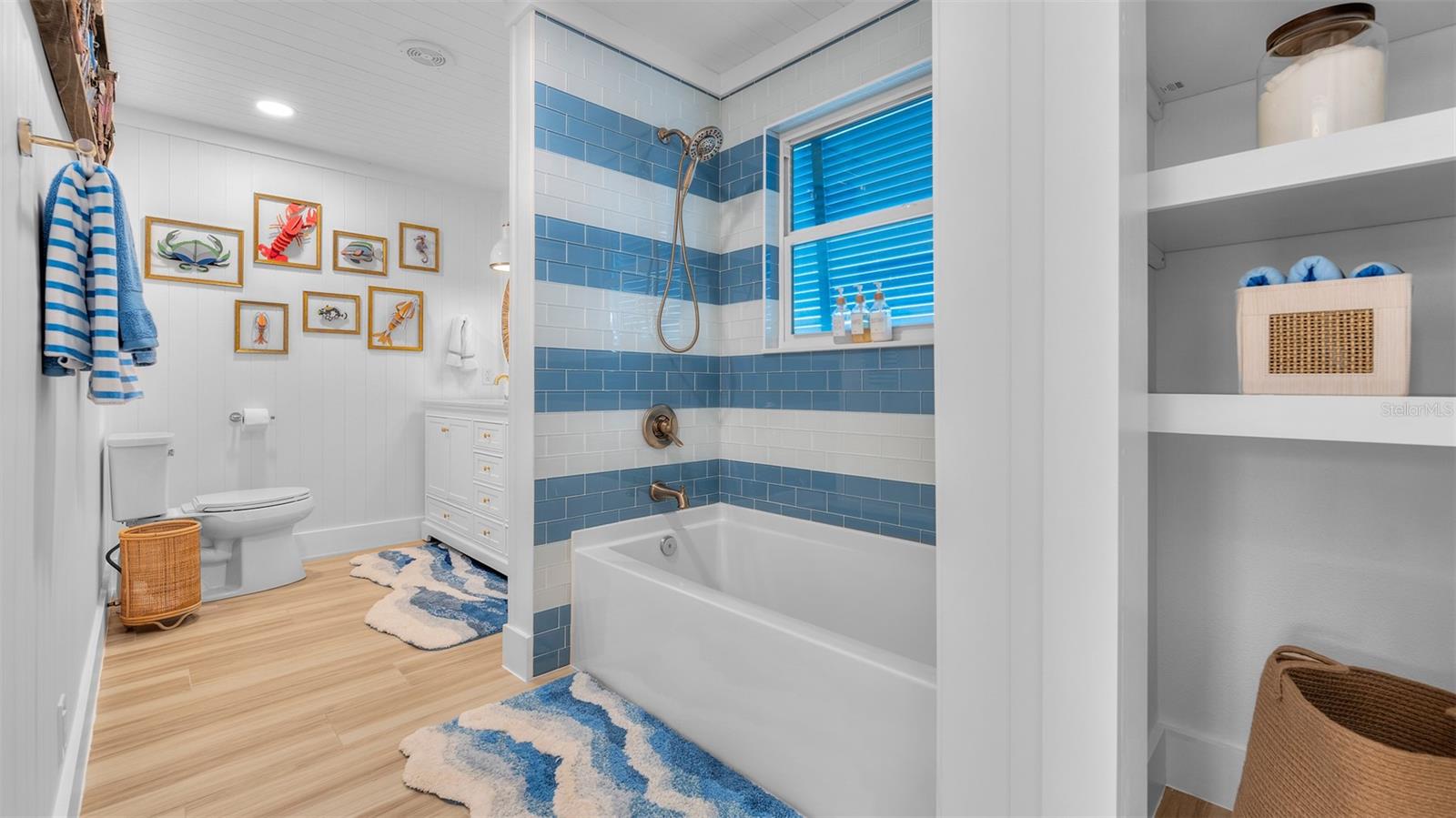 INLET SHORES - Residential