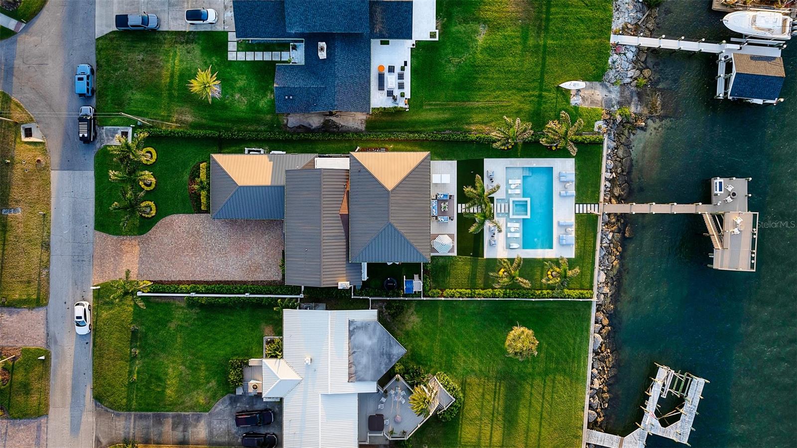 INLET SHORES - Residential