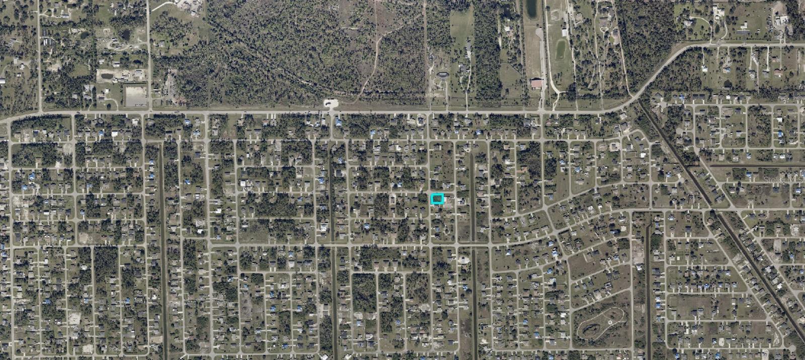 LEHIGH ACRES - Land
