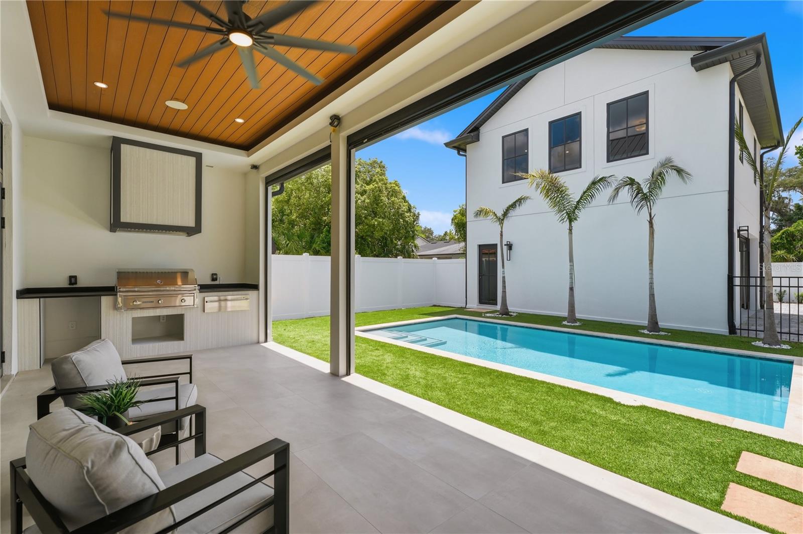 IVANHOE PARK REP - Residential