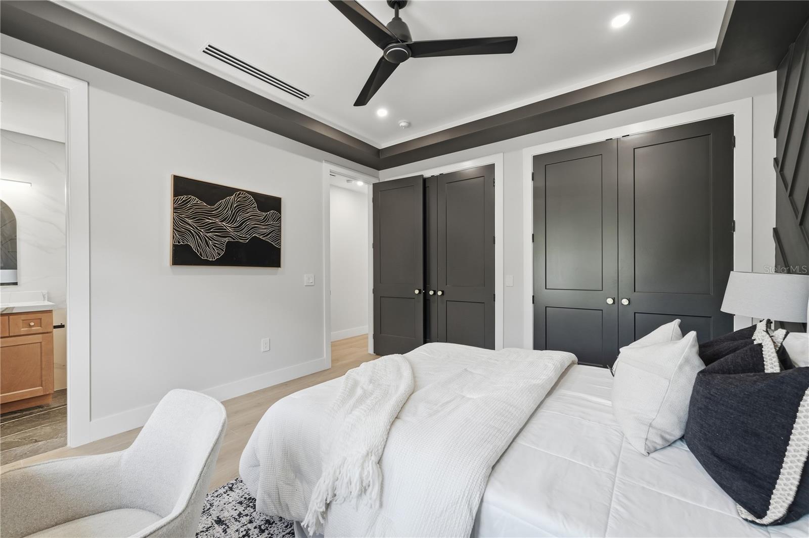 IVANHOE PARK REP - Residential