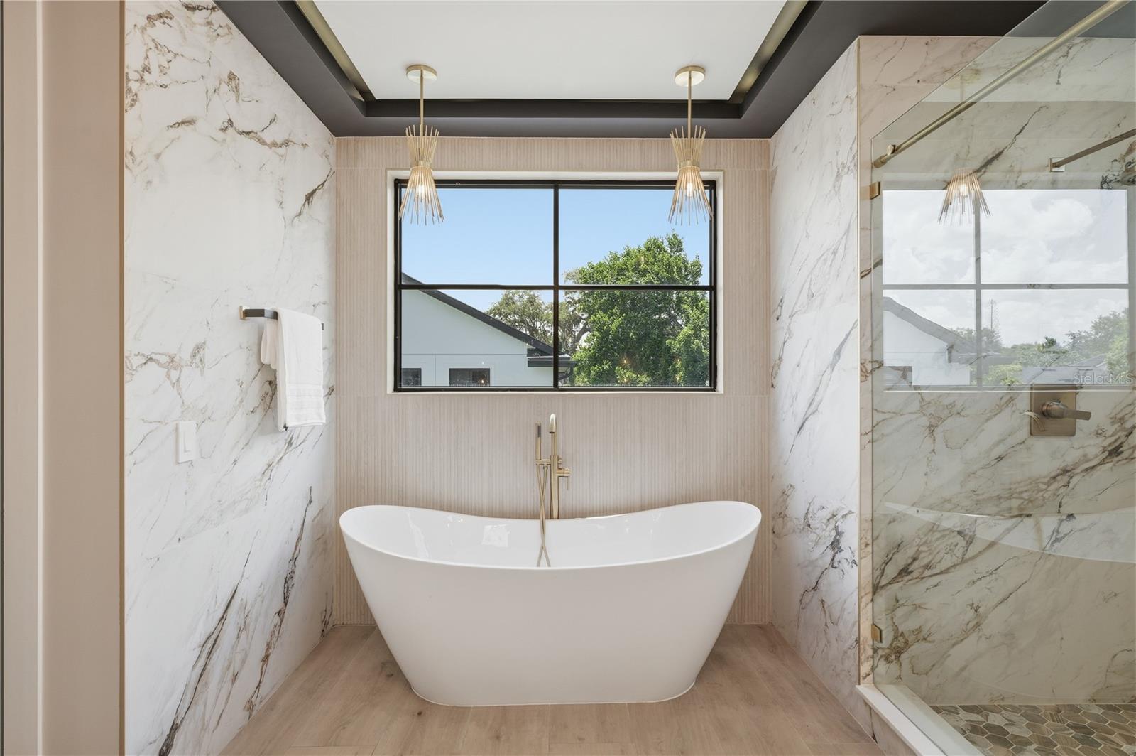 IVANHOE PARK REP - Residential
