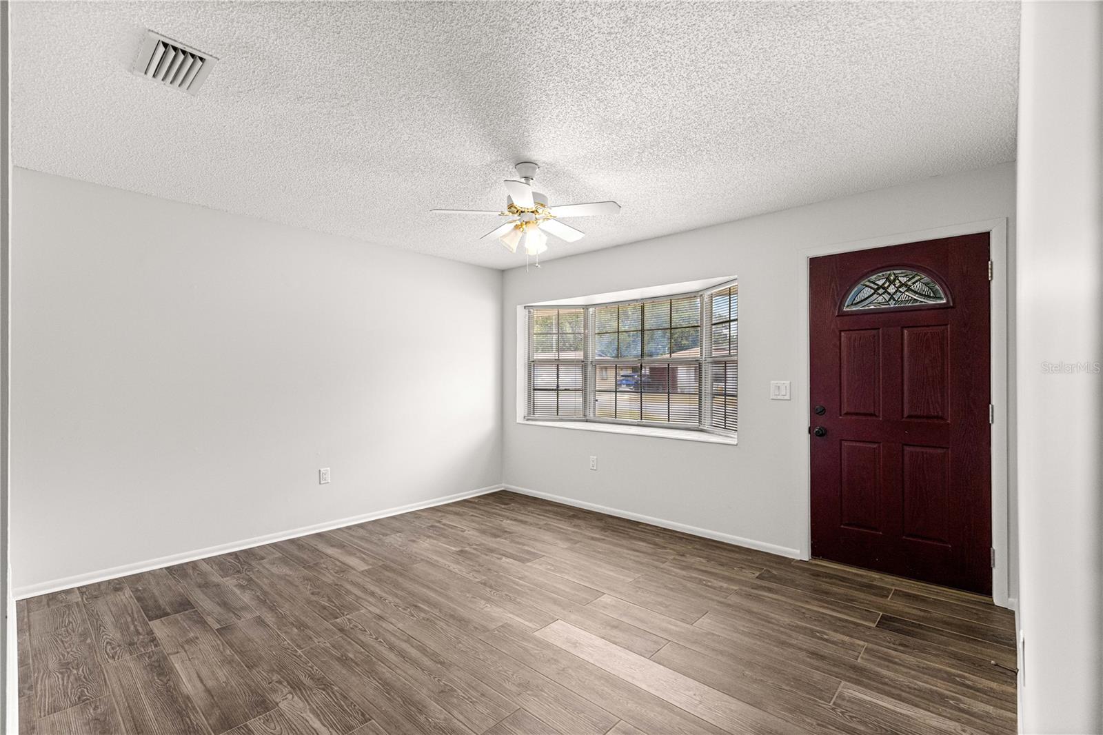 LAKE WEIR GARDENS - Residential