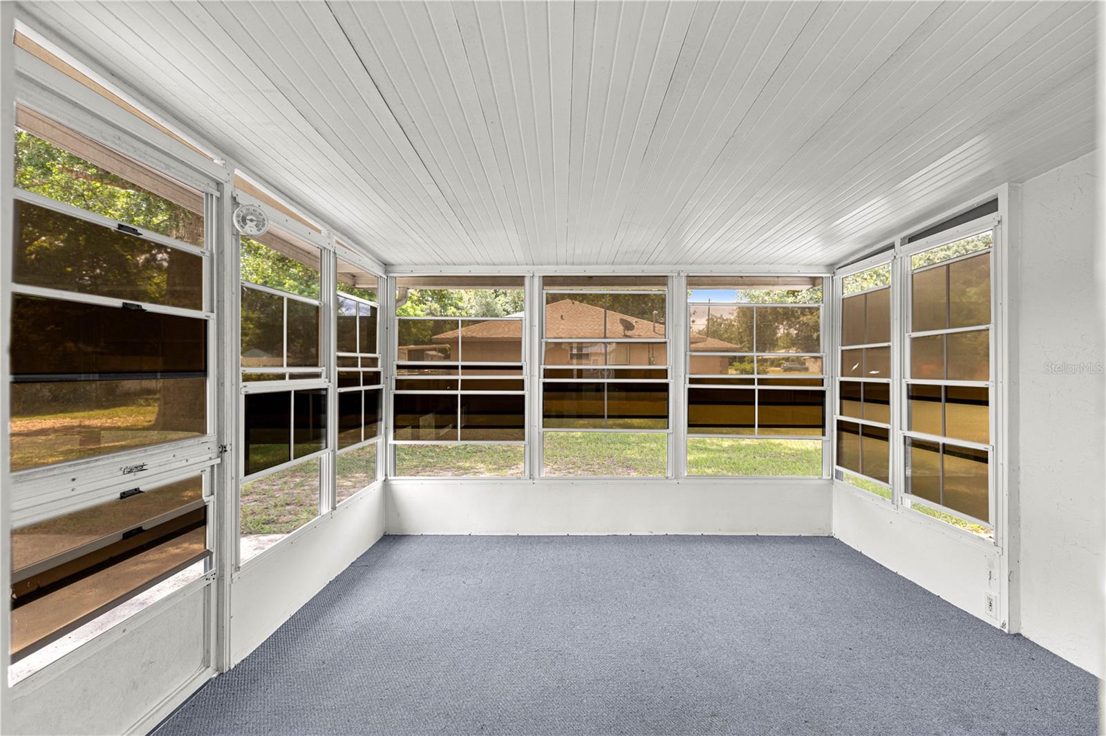 LAKE WEIR GARDENS - Residential
