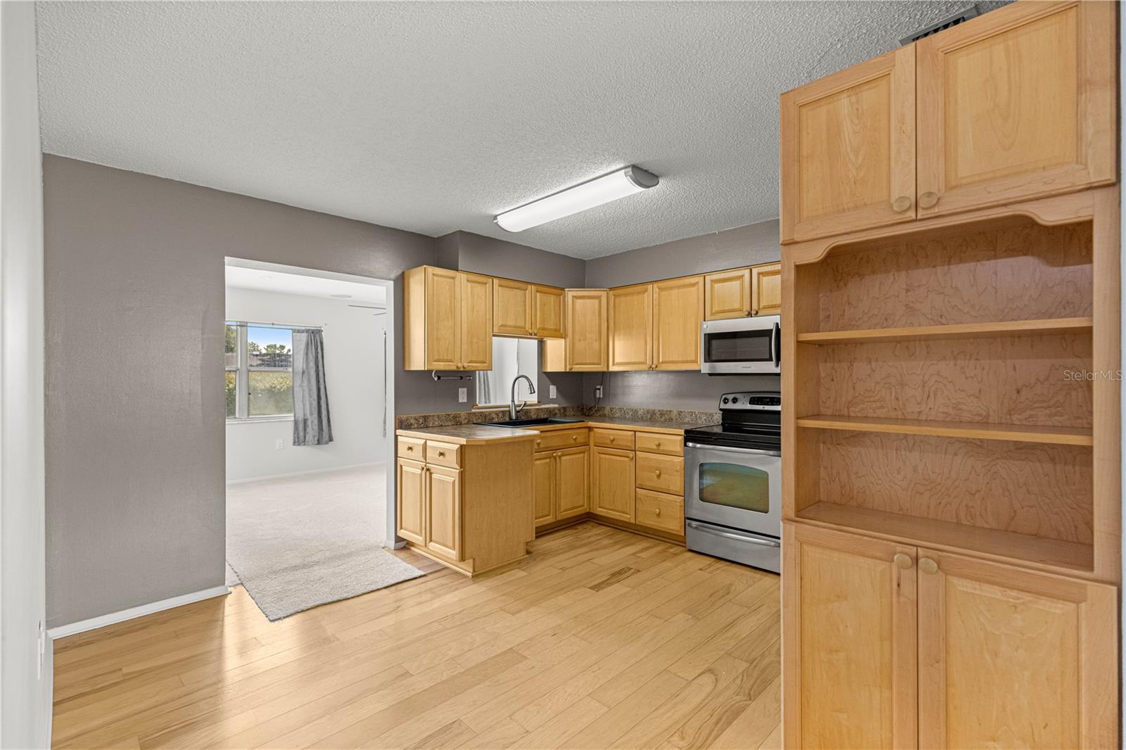 LAKE WEIR GARDENS - Residential