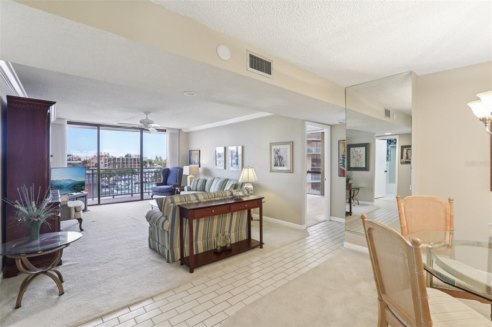 KEY CAPRI CONDO - Residential