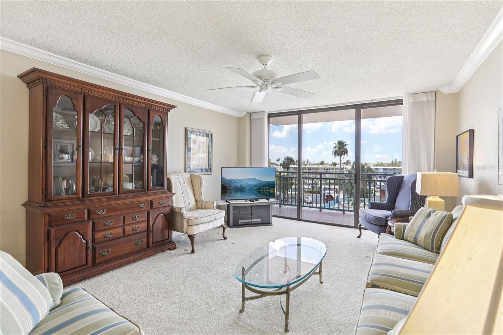 KEY CAPRI CONDO - Residential