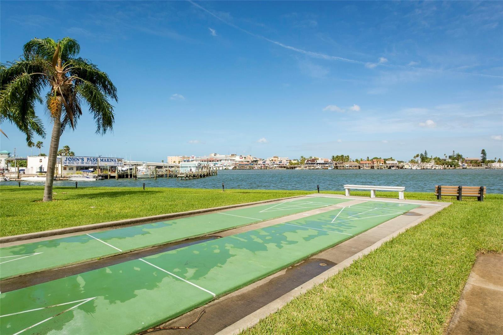 KEY CAPRI CONDO - Residential