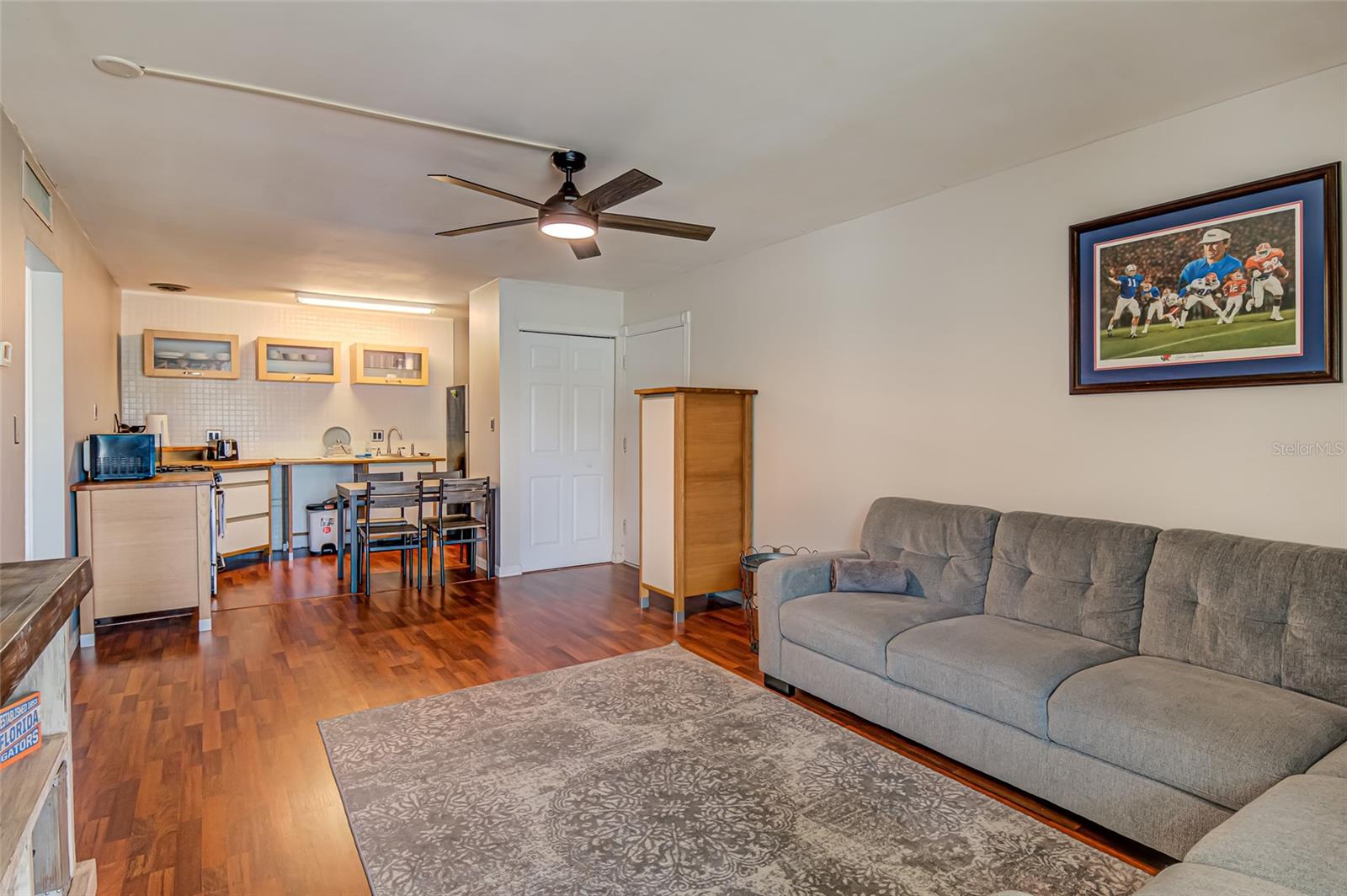 SUMMIT HOUSE - Residential