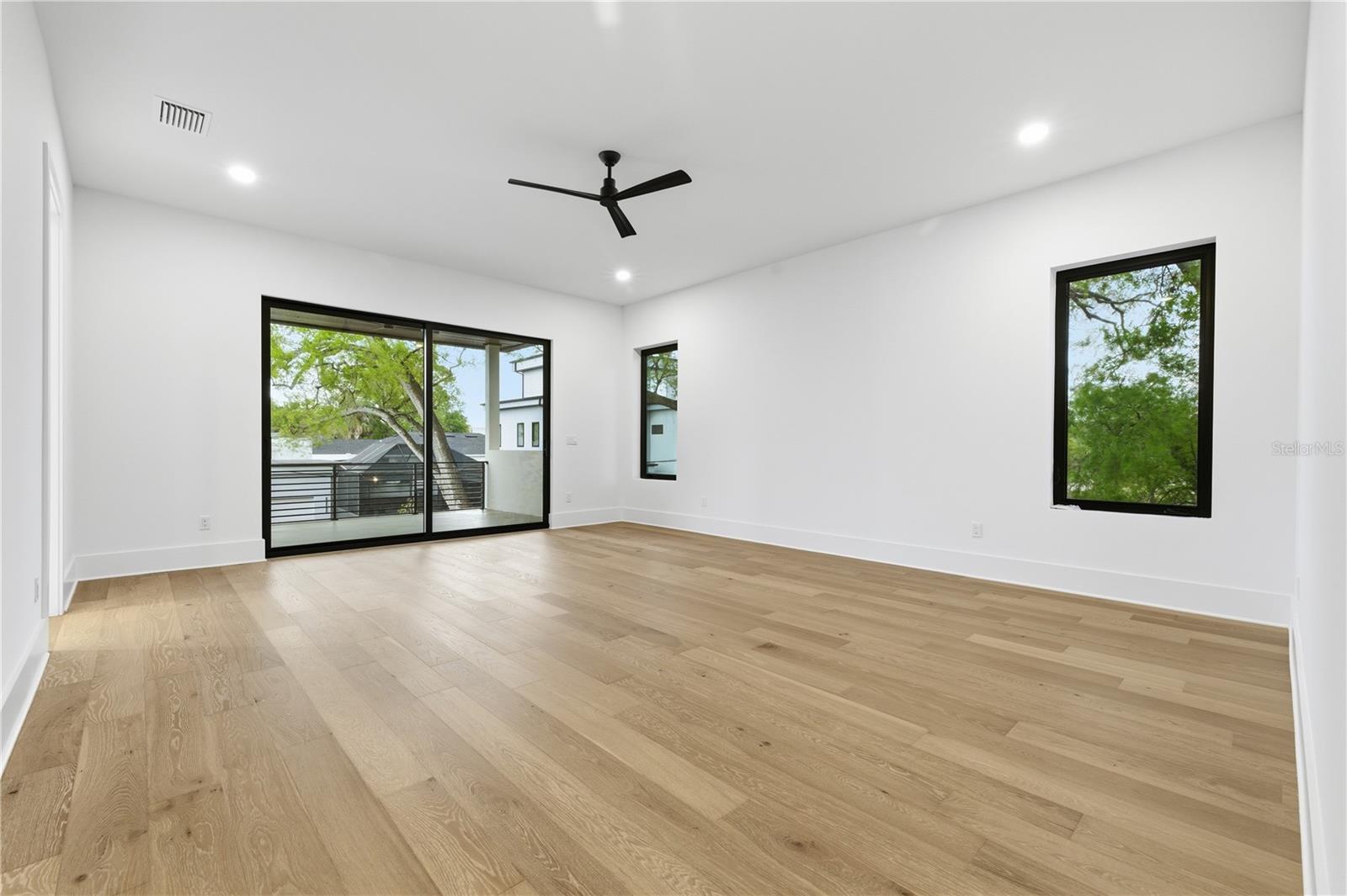 BUFFALO HEIGHTS - Residential