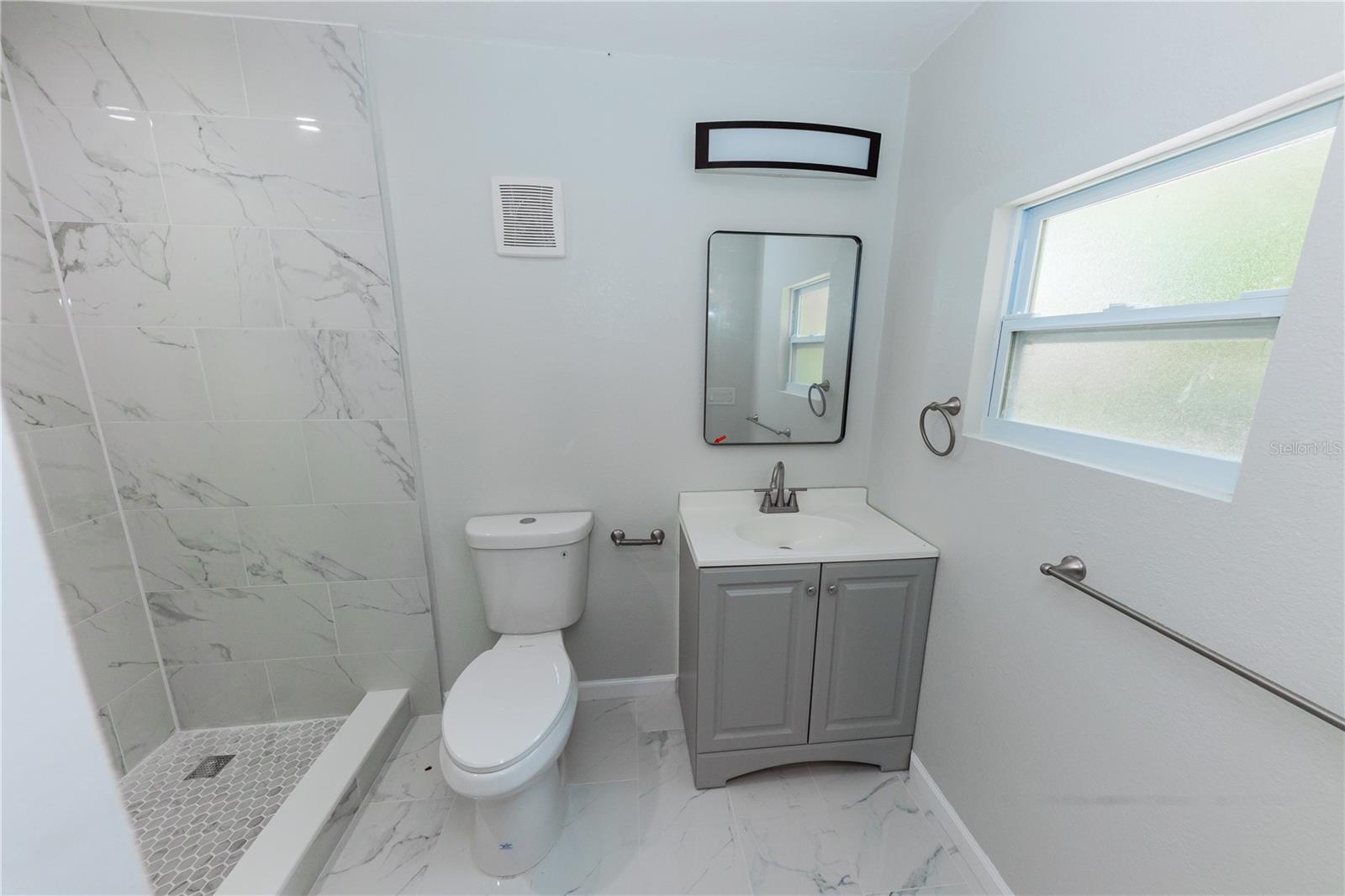 LAUGHNERS LAKEVIEW ADD - Residential