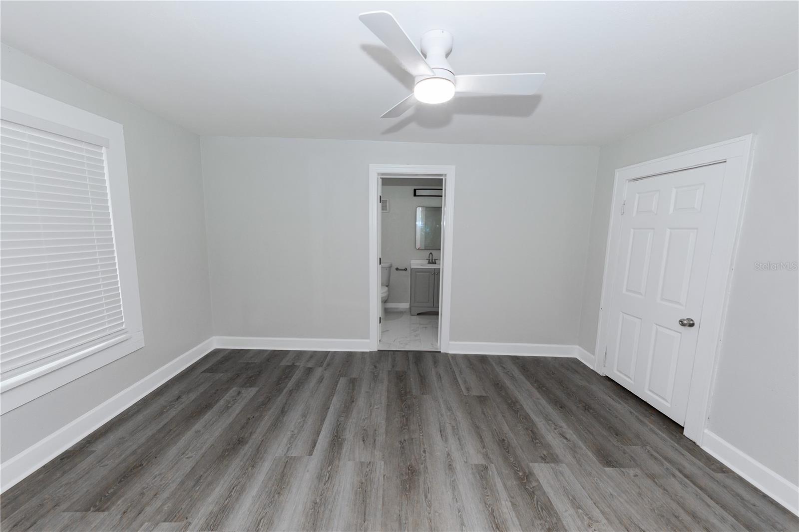 LAUGHNERS LAKEVIEW ADD - Residential