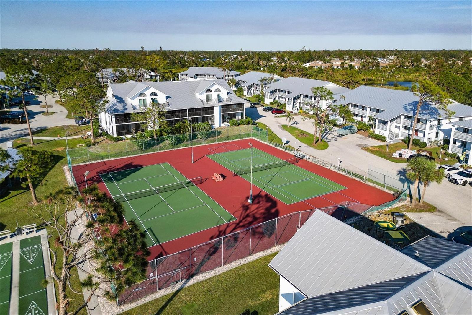 FIDDLERS GREEN 02 PH 03 BLDG 04 - Residential