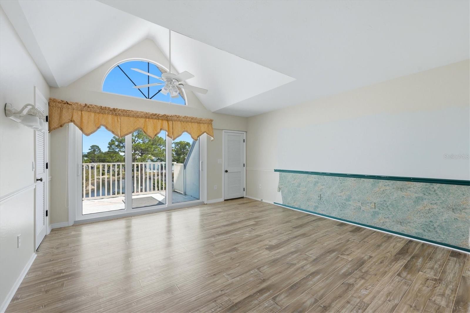 FIDDLERS GREEN 02 PH 03 BLDG 04 - Residential