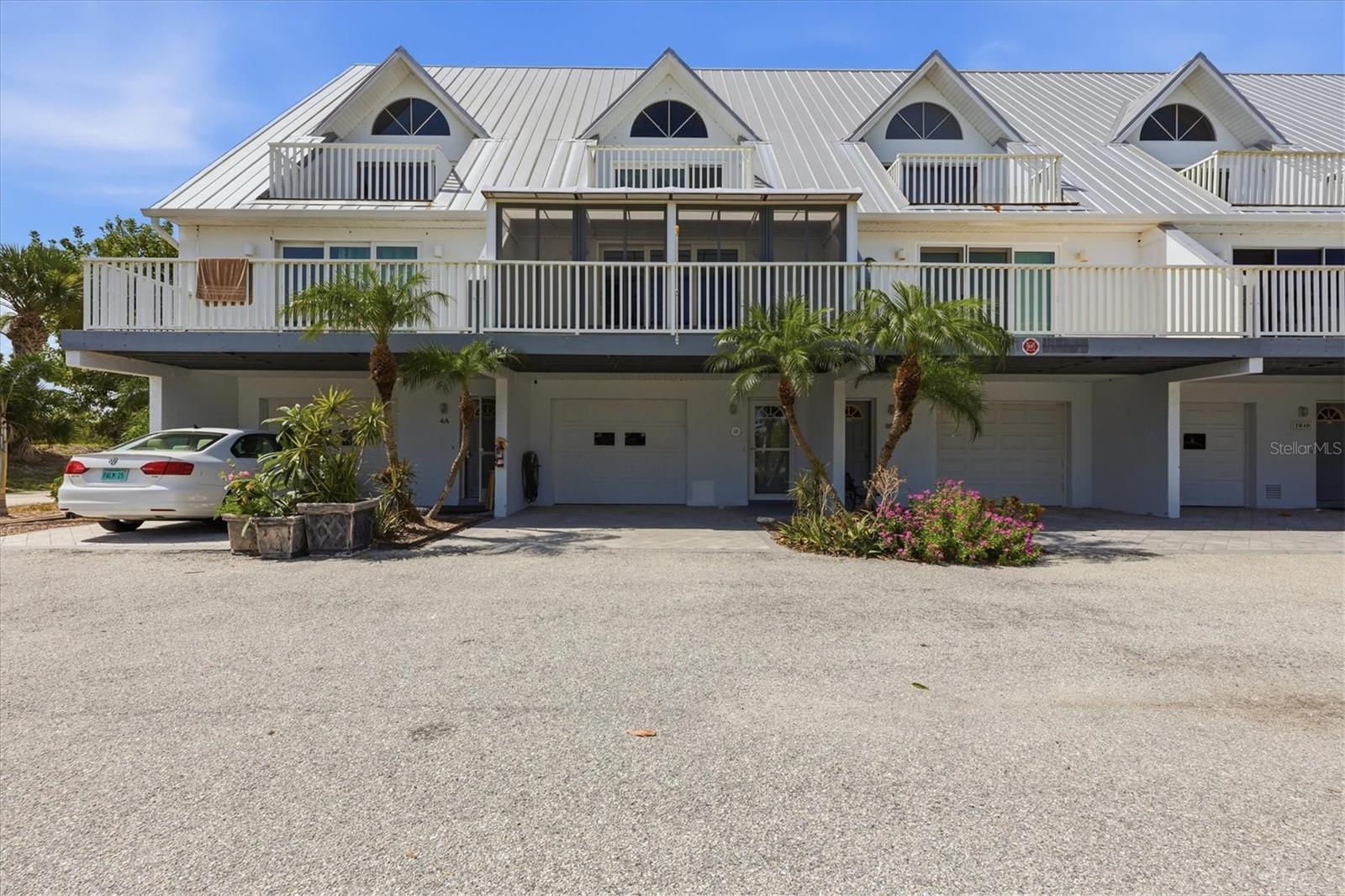 FIDDLERS GREEN 02 PH 03 BLDG 04 - Residential