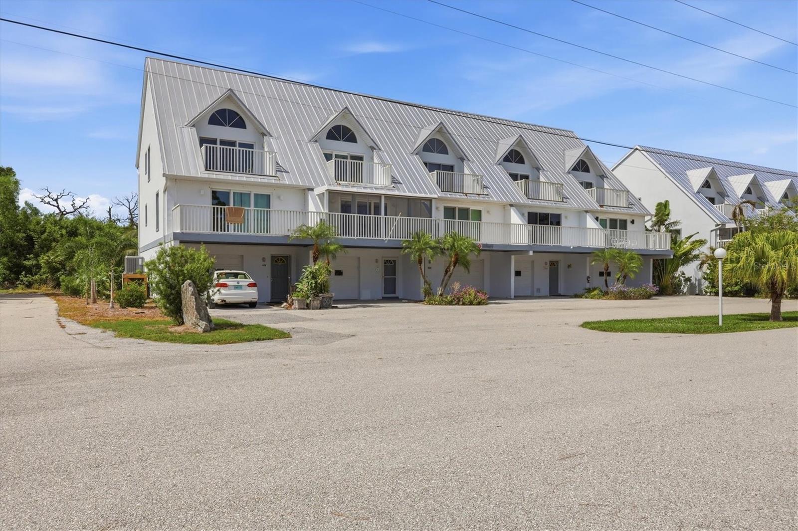FIDDLERS GREEN 02 PH 03 BLDG 04 - Residential