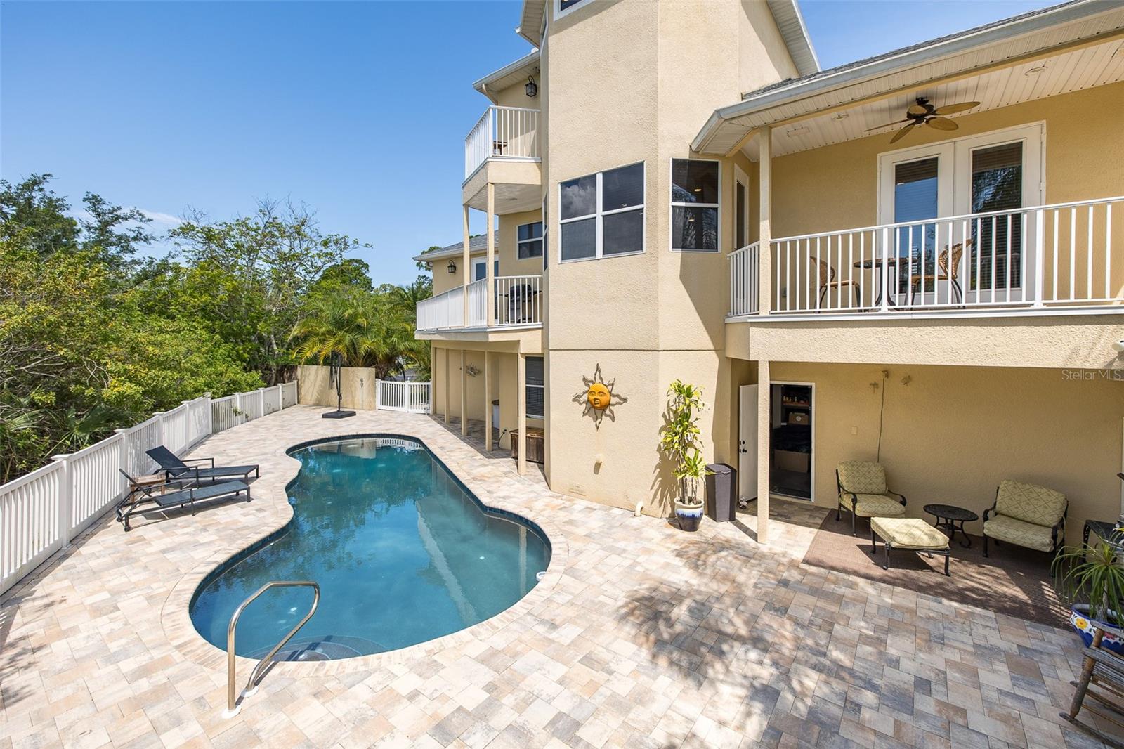 IBIS SUB - Residential