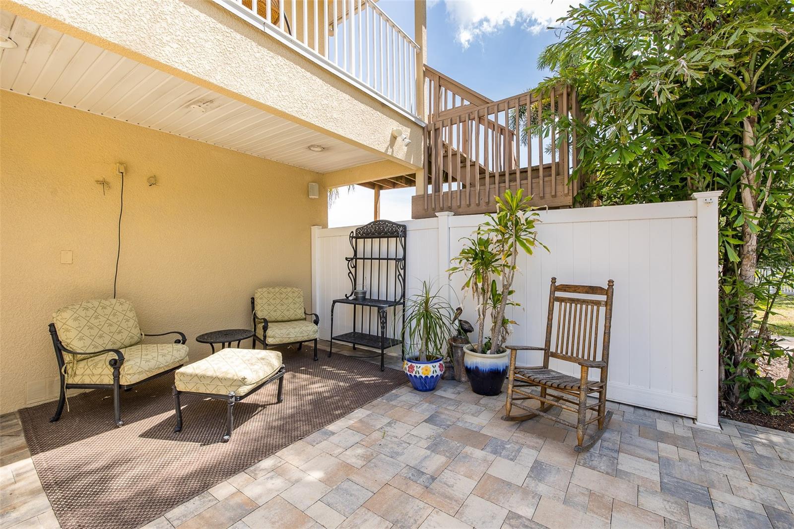 IBIS SUB - Residential